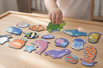 Interactive magnetic wall decor for imaginative play