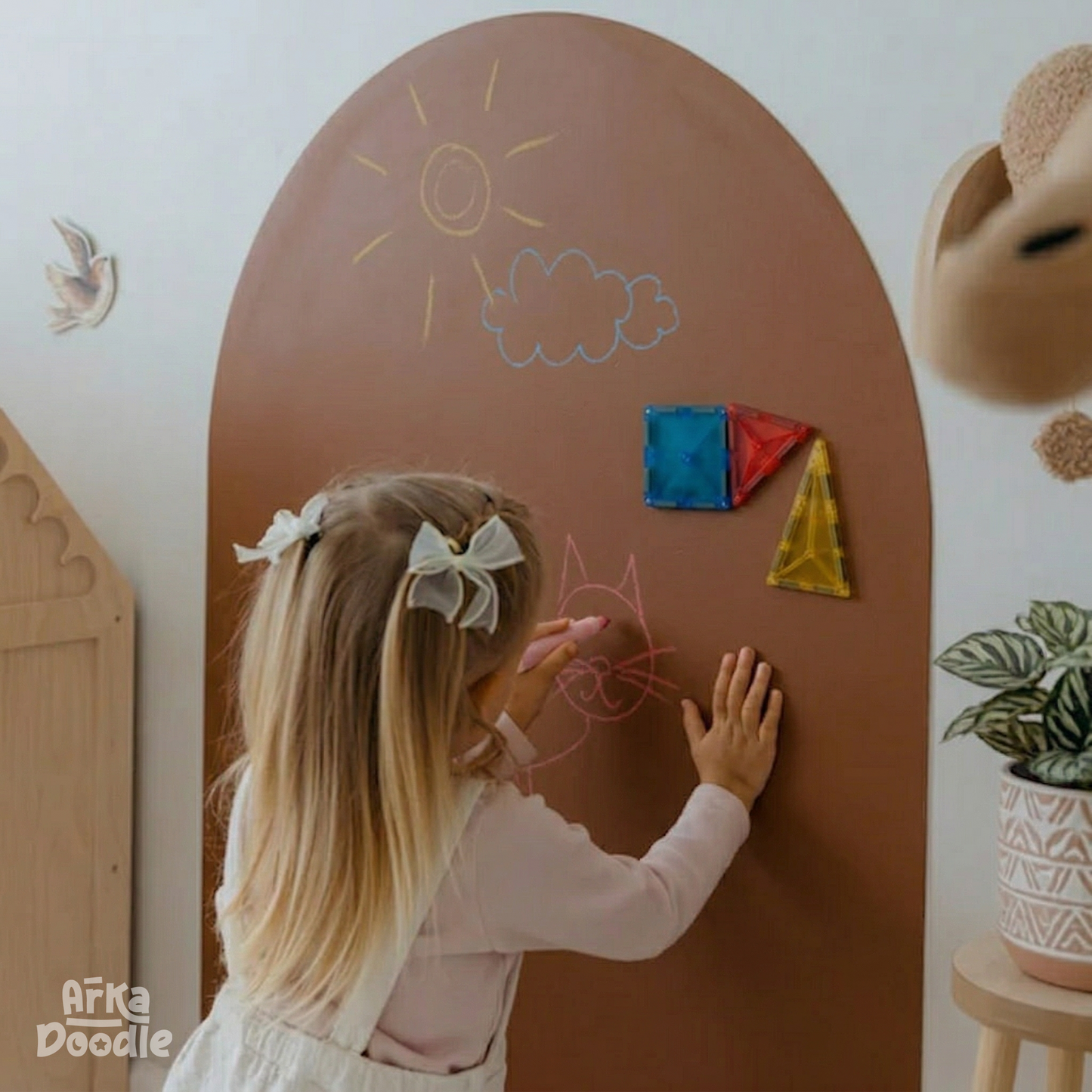 Cocoa Magnetic Wall Arch Decal for Kids - Arka Doodle